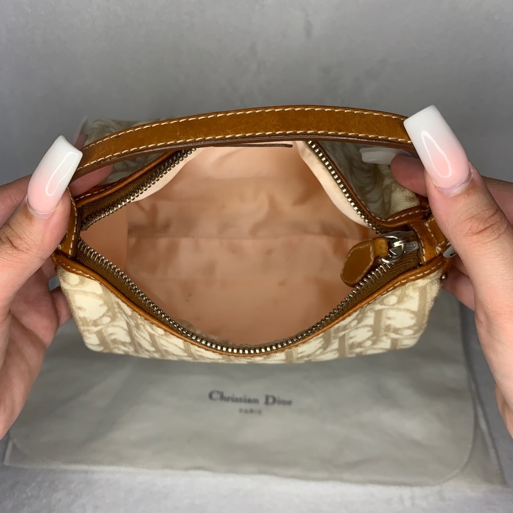 ✨✨✨✨SOLD✨✨✨✨Dior Authentic Romantique RARE Bag - Picture 6 of 7